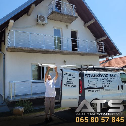 aluminijumski gelenderi, izrada aluminijumskih gelendera, aluminijumske ograde, izrada aluminijumskih ograda, aluminijumske kapije, alu kapije, alu rukohvati, aluminijumski rukohvati,